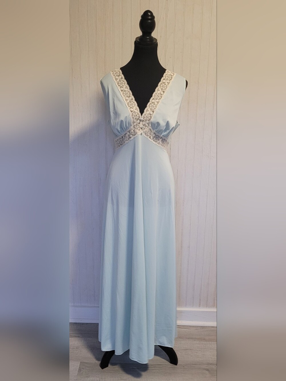 Vintage JCPenney Gaymode Pastel Blue Lace Maxi Nightgown Medium